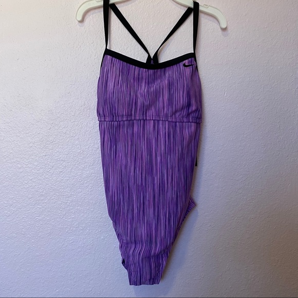 Nike 1 Piece Race Back Swimsuit - Picture 2 of 5